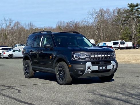 New 2025 Ford Bronco Sport Badlands w/ Badlands Tech Package AWD/4WD image 2