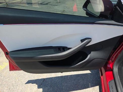 Used 2024 Tesla Model 3 Performance AWD/4WD image 8