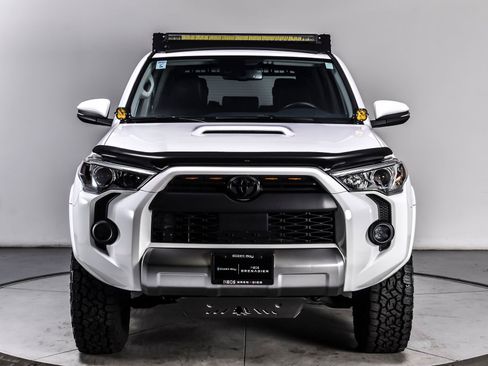 Used 2023 Toyota 4Runner TRD Off-Road Premium AWD/4WD image 8