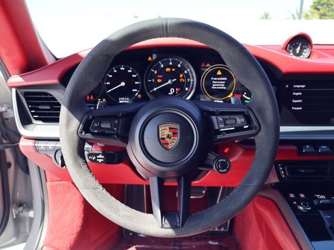 Certified 2022 Porsche 911 Targa 4S AWD/4WD image 14