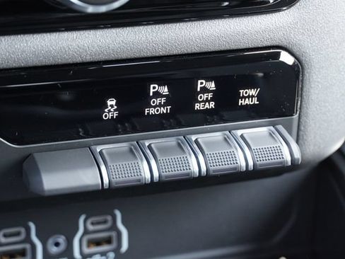 New 2027 RAM 1500 Express AWD/4WD image 35