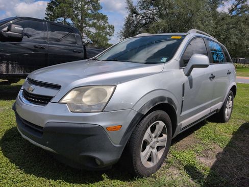 Used 2013 Chevrolet Captiva Sport LS FWD image 4