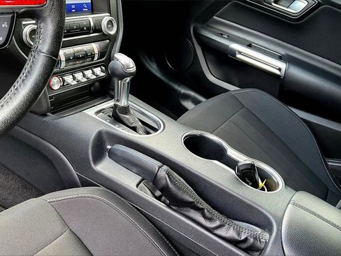 Used 2021 Ford Mustang Coupe image 10