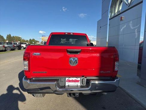 Certified 2024 RAM 2500 Big Horn w/ Bed Utility Group AWD/4WD image 7