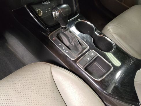 Used 2015 Kia Sorento LX image 26