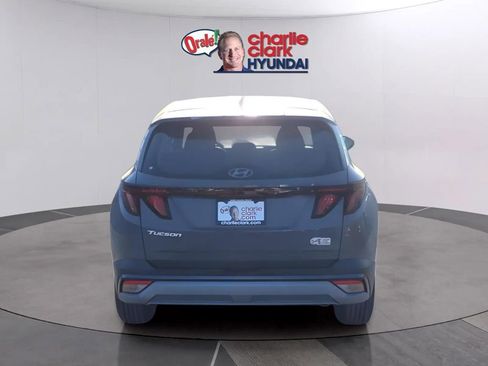 New 2026 Hyundai Tucson SE FWD image 4