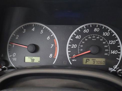 Used 2013 Toyota Corolla LE Special Edition image 16