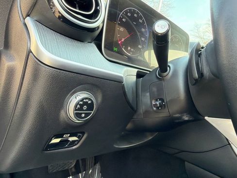 Used 2023 Mercedes-Benz C 300 4MATIC Sedan image 30