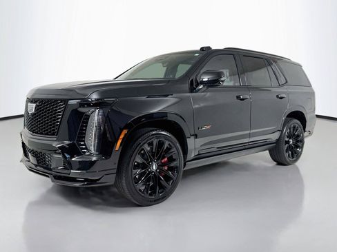 Used 2025 Cadillac Escalade V w/ LPO, ONYX Package AWD/4WD image 10