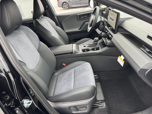 New 2026 Toyota RAV4 XSE AWD/4WD image 8