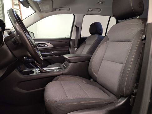 Used 2019 Chevrolet Traverse LT image 5