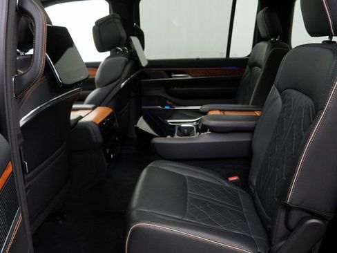 Certified 2024 Jeep Grand Wagoneer Series III w/ Rear Seat Video Group 1 image 22