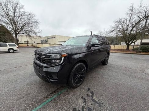 New 2025 Ford Expedition Platinum w/ Stealth Appearance Package image 3