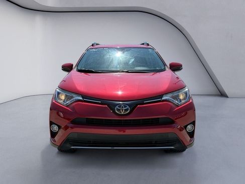 Used 2017 Toyota RAV4 XLE FWD image 8