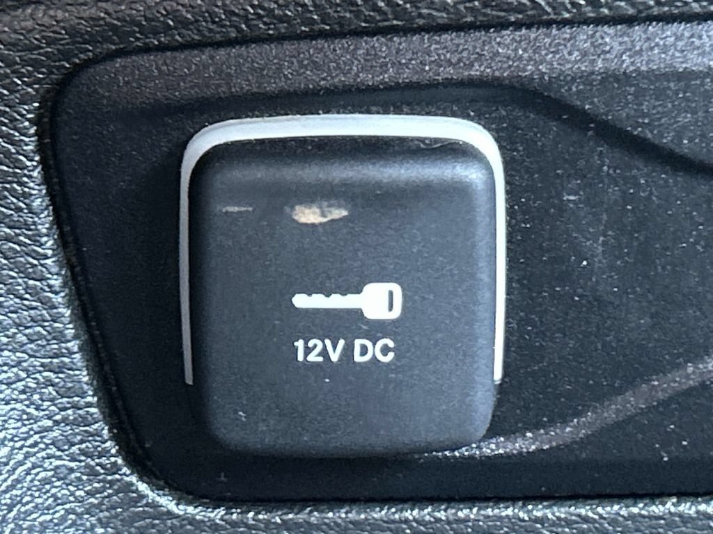 Used 2026 Chrysler Pacifica Select FWD image 29