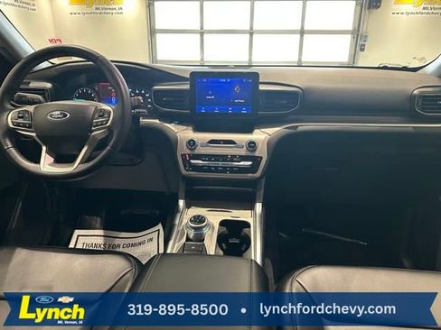 Used 2023 Ford Explorer XLT w/ Equipment Group 202A image 7