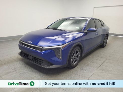 Used 2025 Kia K4 FWD image 1
