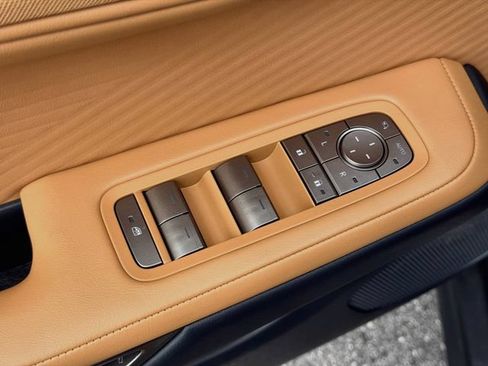 New 2026 Lexus ES 350e w/ Convenience Package FWD image 22