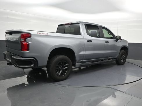 Used 2024 Chevrolet Silverado 1500 LT Trail Boss w/ Convenience Package II AWD/4WD image 5