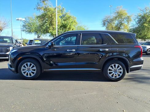 Used 2023 Hyundai Palisade SEL image 2