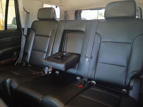 Used 2018 Chevrolet Tahoe 2WD w/ Remote Keyless Entry Package image 35