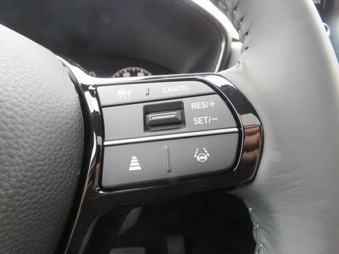 Used 2024 Honda CR-V EX-L image 20