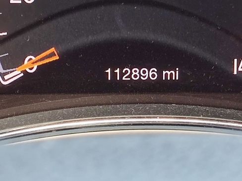 Used 2016 Jeep Grand Cherokee Laredo 75th Anniversary image 29