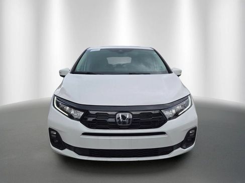 Certified 2025 Honda Odyssey Touring image 8