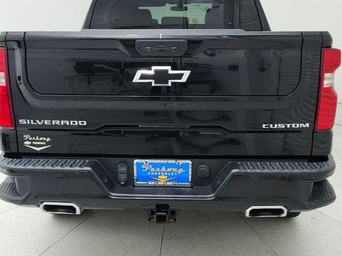 Used 2021 Chevrolet Silverado 1500 Custom Trail Boss AWD/4WD image 6