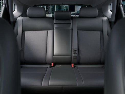 New 2026 Hyundai Kona Limited FWD image 12