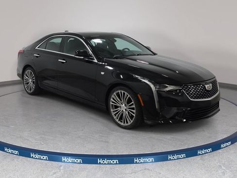 Used 2020 Cadillac CT4 Premium Luxury RWD image 4