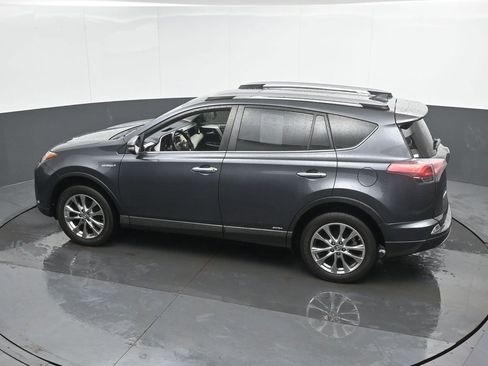 Used 2018 Toyota RAV4 Limited image 36