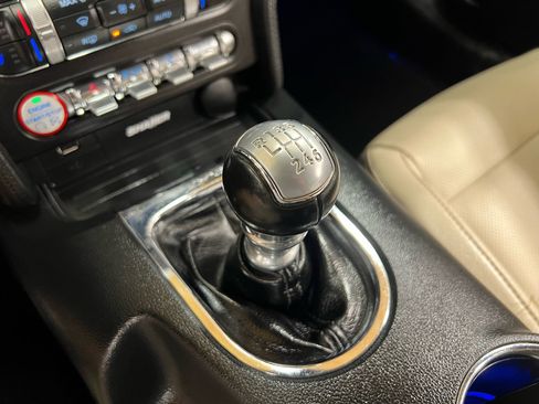 Used 2016 Ford Mustang GT Premium image 19