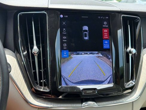Certified 2023 Volvo XC60 B5 Plus w/ Protection Package Premier FWD image 18