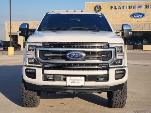 Used 2022 Ford F250 Platinum w/ FX4 Off-Road Package image 6