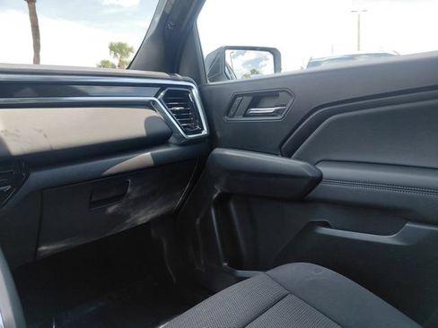 Used 2024 GMC Canyon Elevation w/ Convenience Package RWD image 18