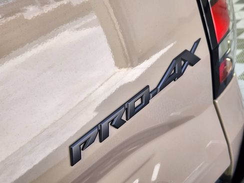 Used 2024 Nissan Frontier PRO-4X w/ Pro Premium Package AWD/4WD image 11