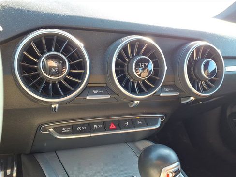 Used 2022 Audi TT 2.0T w/ 19" Wheel Package image 12