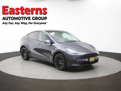 Used 2021 Tesla Model Y Long Range AWD/4WD image 44