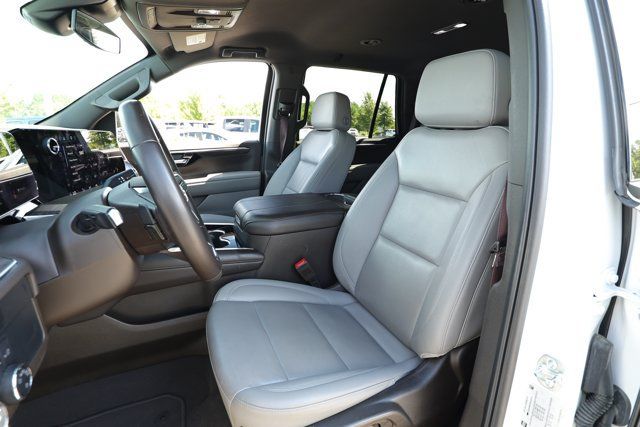 Used 2025 Chevrolet Tahoe LT AWD/4WD image 24