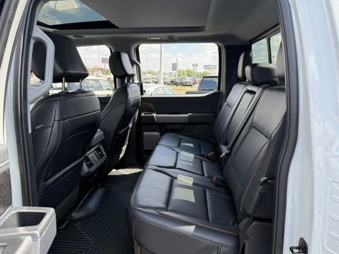 Certified 2025 Ford F250 Lariat w/ Lariat Ultimate Package image 24