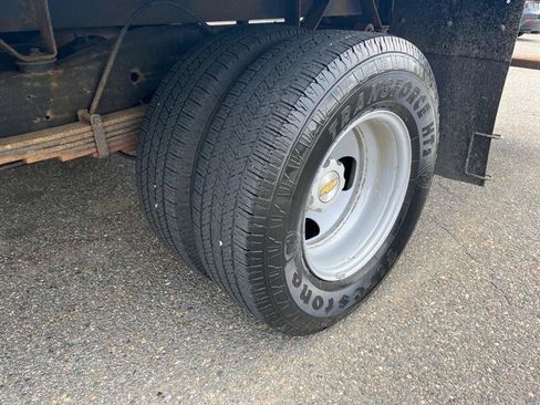 Used 2016 Chevrolet Express 3500 Extended RWD image 7
