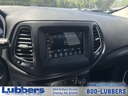Used 2021 Jeep Compass Latitude AWD/4WD image 15
