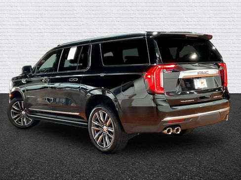 Used 2023 GMC Yukon XL Denali AWD/4WD image 5
