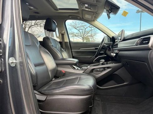 Used 2021 Kia Telluride S image 4