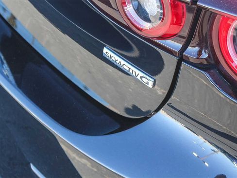 Used 2024 MAZDA MAZDA3 s image 12