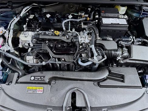 Certified 2025 Toyota Corolla LE image 30