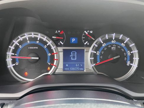 Used 2015 Toyota 4Runner Limited image 35