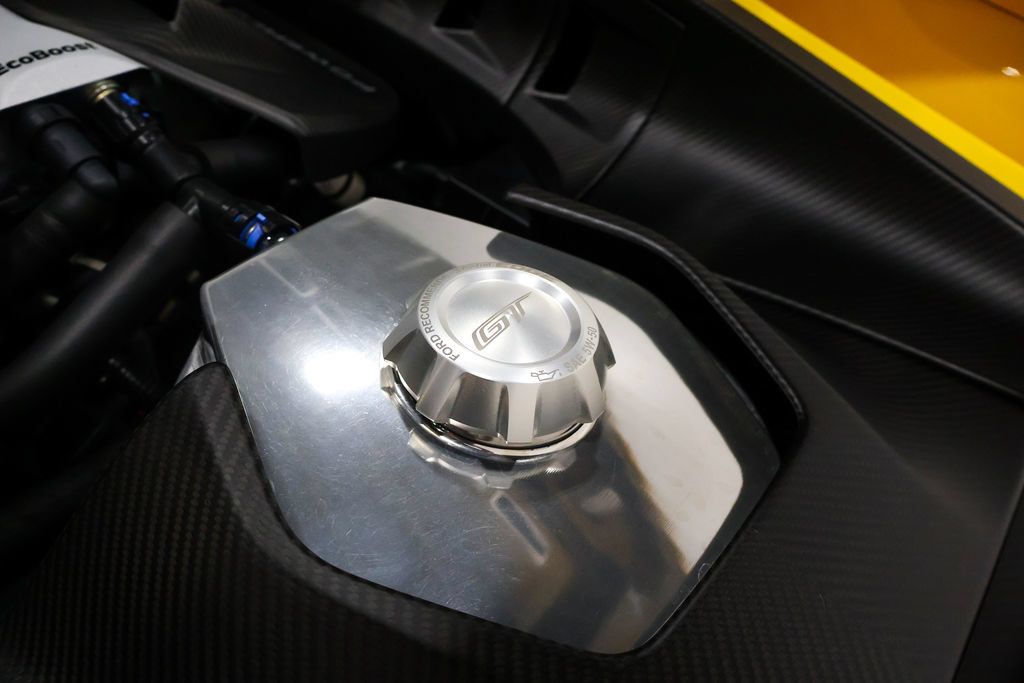 Used 2020 Ford GT Carbon Series RWD image 62