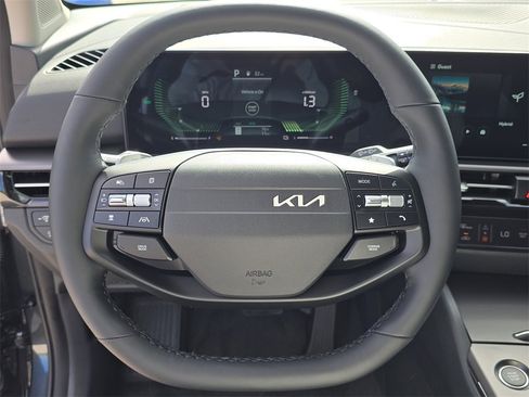 New 2026 Kia Sportage EX image 29